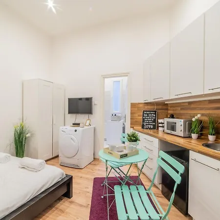 Real Anker Ii * بودابست